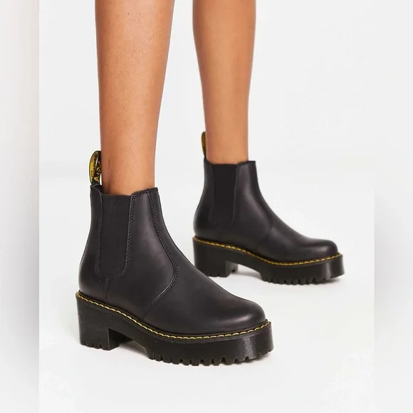 NEW Dr. Martens Rometty Chelsea Black
Burnished Wyoming - 23917001 - Size 8 - Picture 5 of 17